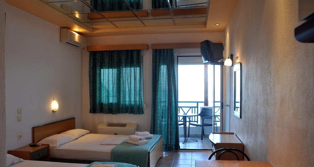 Big Blue Studios Kallithea  Rom bilde